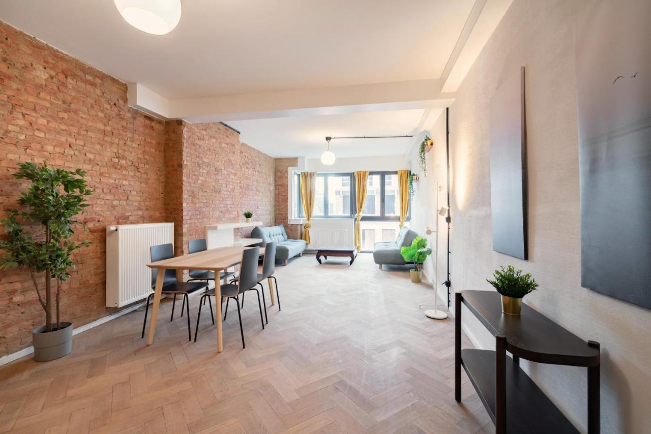 Charming And Spacious Antwerp City Center Apartments 외부 사진