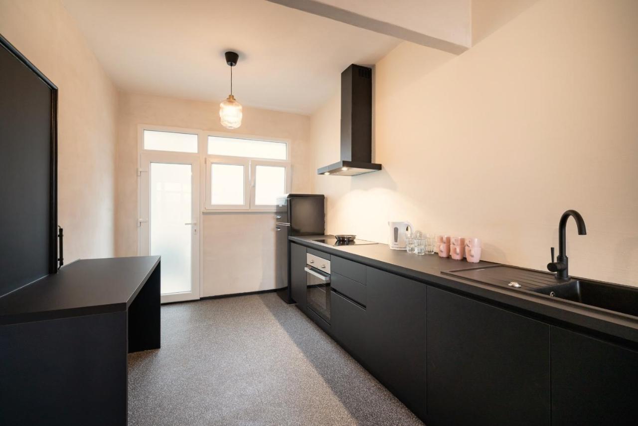 Charming And Spacious Antwerp City Center Apartments 외부 사진